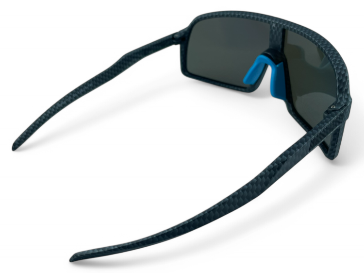 M107 C4 okulary sportowe ciemne - widok z góry