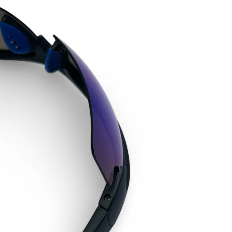 M117 C2 okulary sportowe niebieskie szkła - detal