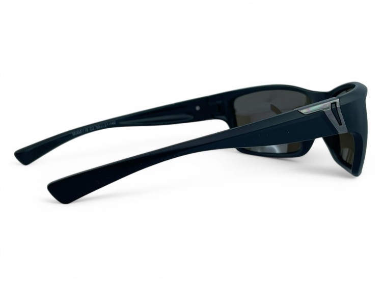 M118 C2 okulary sportowe czarne ciemne soczewki - widok z boku