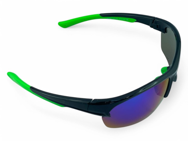 M119 C4 okulary sportowe czarne z zielonymi akcentami lustrzane - widok z boku