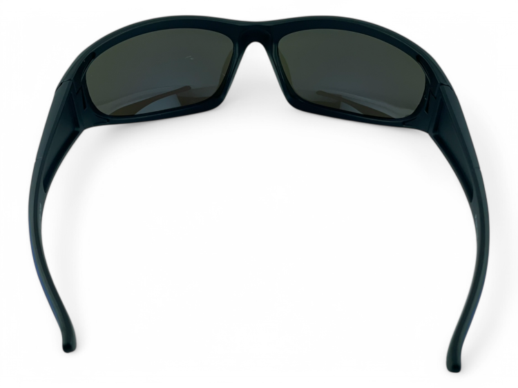 Model M116 C2 okulary sportowe czarne - widok z góry, przyciemniane szkła