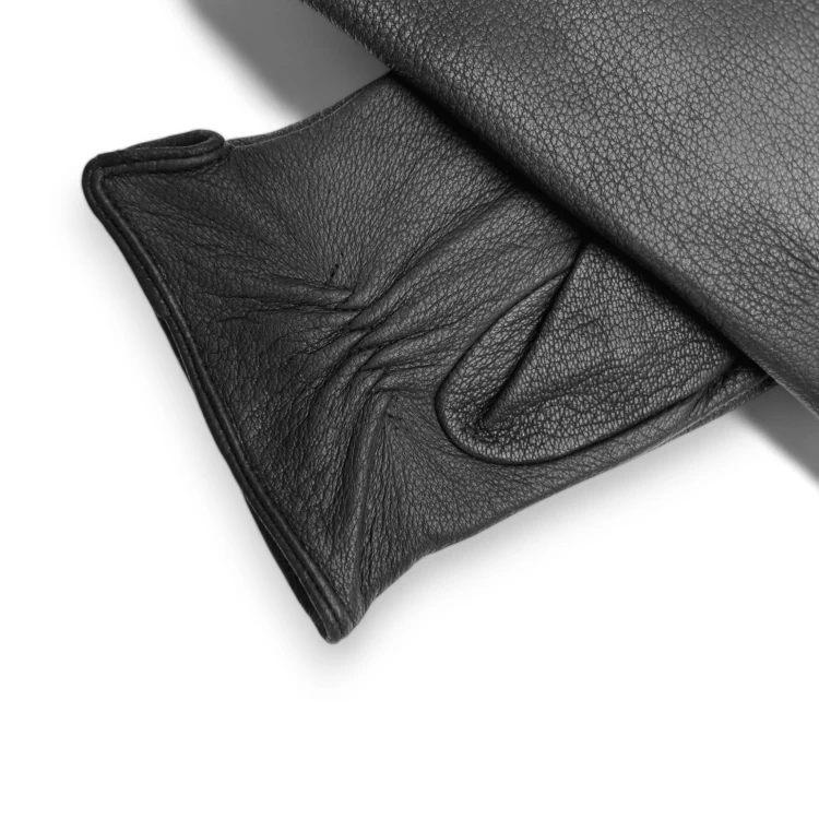 Men's leather gloves PRIUS LUX PRMG-2003 - close-up of the elastic gather and the cuff binding at the wrist
