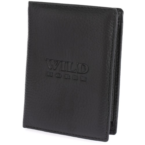 Męski portfel skórzany Wild Horse 11B czarny. Pionowy portfel z ziarnistej skóry naturalnej, z wytłoczonym logo marki. Zamknięty, na białym tle.